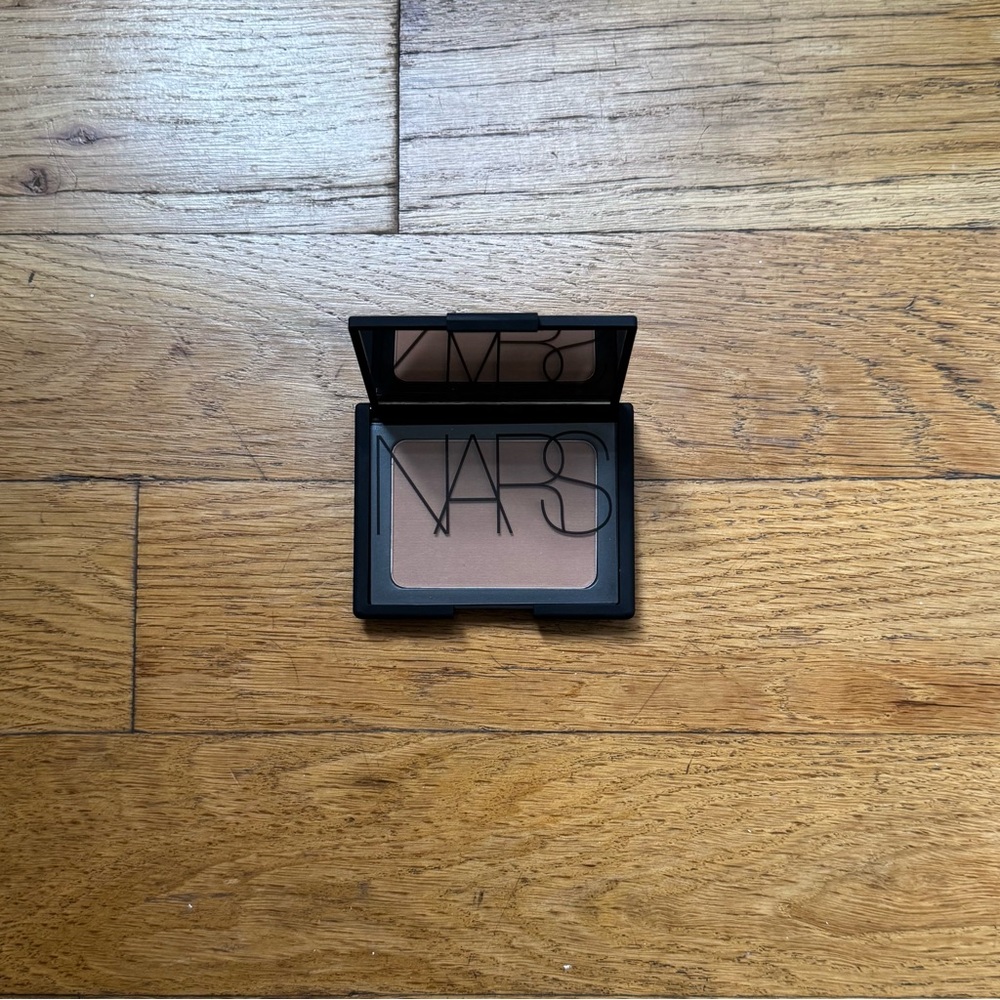 NWT NARS Cosmetics ‘Laguna’ bronzing powder